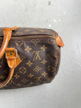 Load image into Gallery viewer, Louis Vuitton Speedy
