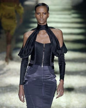 Load image into Gallery viewer, Gucci F/W 2003 Runway Skirt