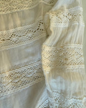 Load image into Gallery viewer, D&G White Long Sleeve Top