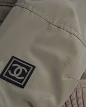 Load image into Gallery viewer, Chanel 2002 Puffer Jacket