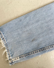 Load image into Gallery viewer, Levi’s 505 Jeans
