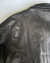 Load image into Gallery viewer, Classic Black Vintage Leather Bomber Jacket
