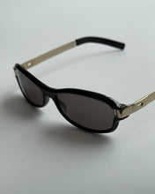 Load image into Gallery viewer, Gucci Black Sunglasses
