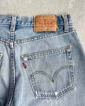 Load image into Gallery viewer, Vintage Levi’s 501 Light Wash Jeans
