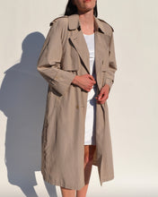 Load image into Gallery viewer, Vintage London Fog Trench Coat
