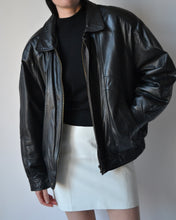 Load image into Gallery viewer, Vintage Black Leather Bomber Jacket
