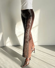 Load image into Gallery viewer, Vintage Western Brown Leather &amp; Suede Pants
