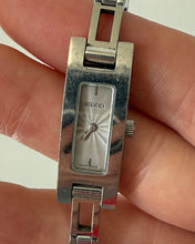 Load image into Gallery viewer, Vintage Gucci Stainless Streep Watch
