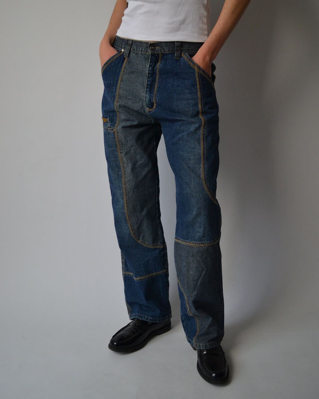 Contrast Stitching Jeans