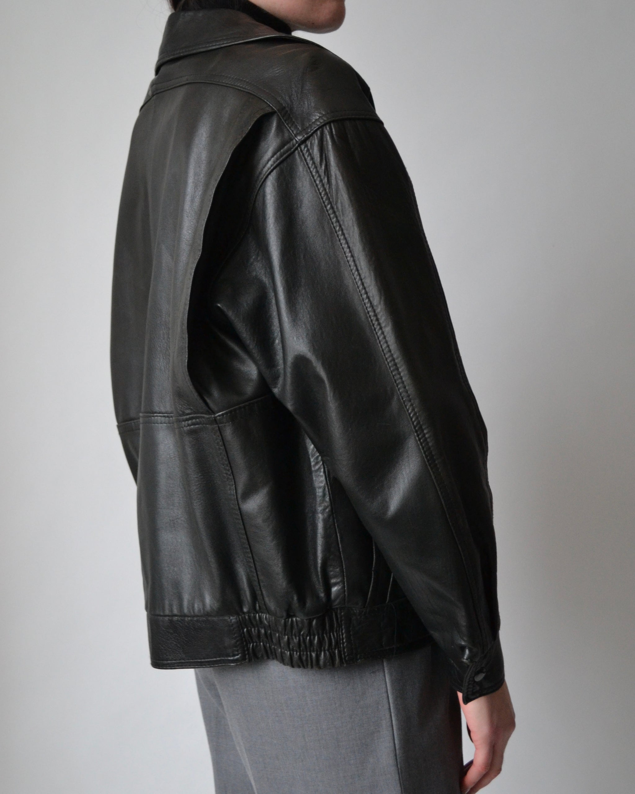 Vintage Black Leather Bomber Jacket – 23 Lux