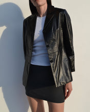 Load image into Gallery viewer, Vintage Danier 90’s Leather Blazer
