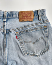 Load image into Gallery viewer, Vintage Levi’s 501 Light Wash Jeans
