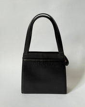 Load image into Gallery viewer, Chanel Leather Shoulder Bag
