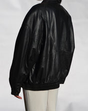 Load image into Gallery viewer, Vintage Black Leather Bomber Jacket
