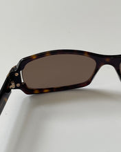 Load image into Gallery viewer, Gucci Tortoise Sunglasses
