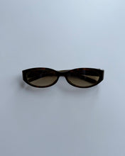 Load image into Gallery viewer, Gucci Brown 2522/S Sunglasses

