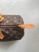 Load image into Gallery viewer, Louis Vuitton Speedy
