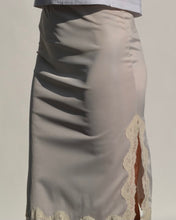 Load image into Gallery viewer, Vintage Cream Slip Skirt
