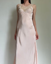 Load image into Gallery viewer, Vintage Soft Pink 1930’s Nightgown
