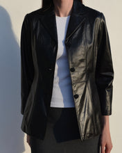 Load image into Gallery viewer, Vintage Danier 90’s Leather Blazer
