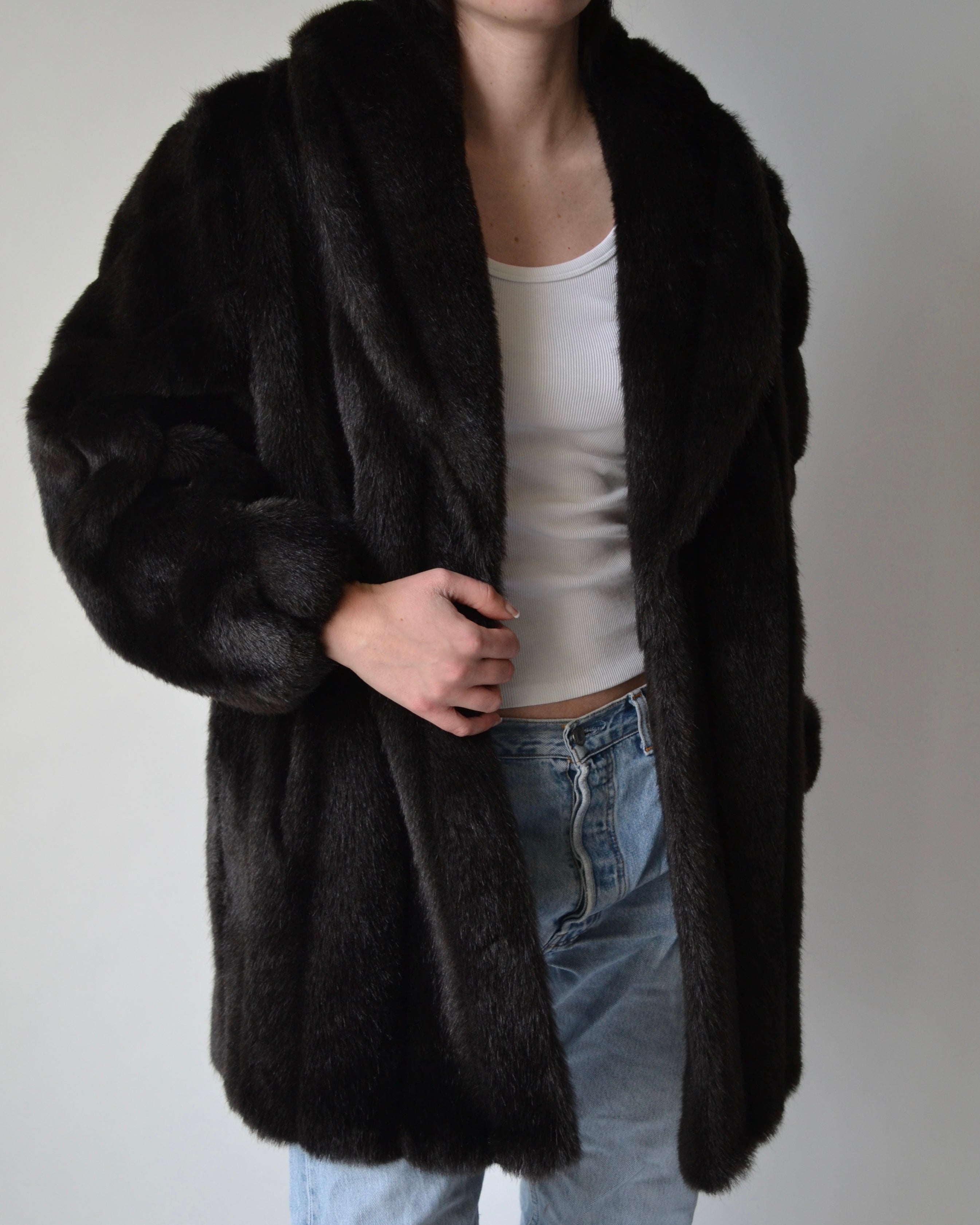 Vintage Faux Fur Coat – 23 Lux