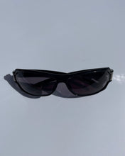 Load image into Gallery viewer, Black Gucci Sunglasses
