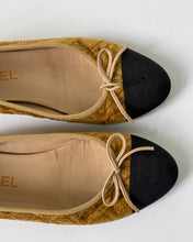 Load image into Gallery viewer, Chanel Velvet Ballet Flats
