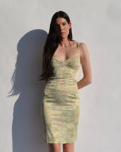 Load image into Gallery viewer, D&amp;G Hummingbird Two-Piece Set
