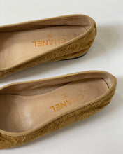 Load image into Gallery viewer, Chanel Velvet Ballet Flats
