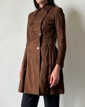 Load image into Gallery viewer, Ralph Lauren F/W 2007 Runway Suede Coat
