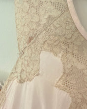 Load image into Gallery viewer, Vintage Soft Pink 1930’s Nightgown
