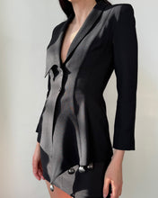 Load image into Gallery viewer, Vintage Mugler Black Blazer
