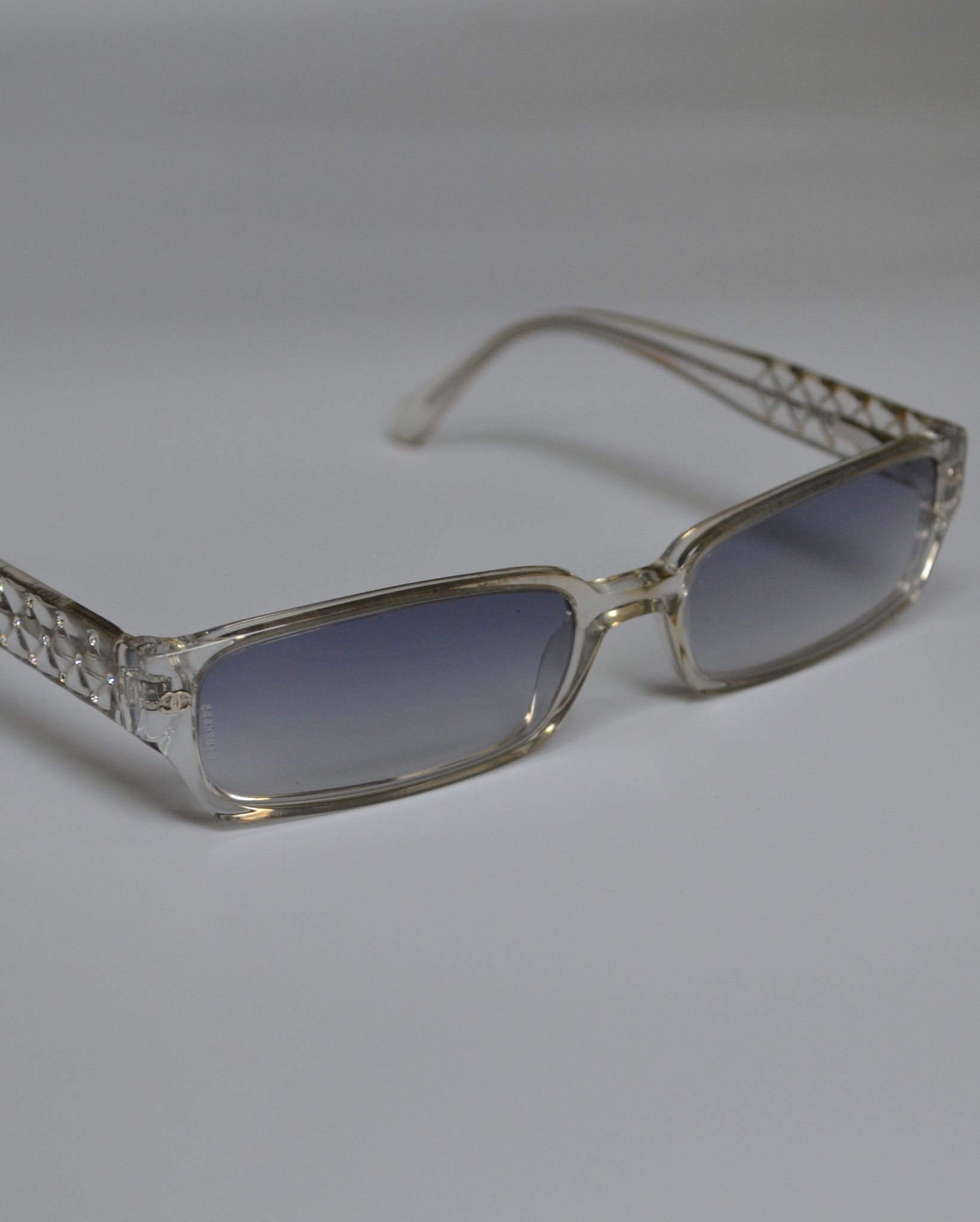 Chanel Transparent Rhinestone Micro Sunglasses – 23 Lux