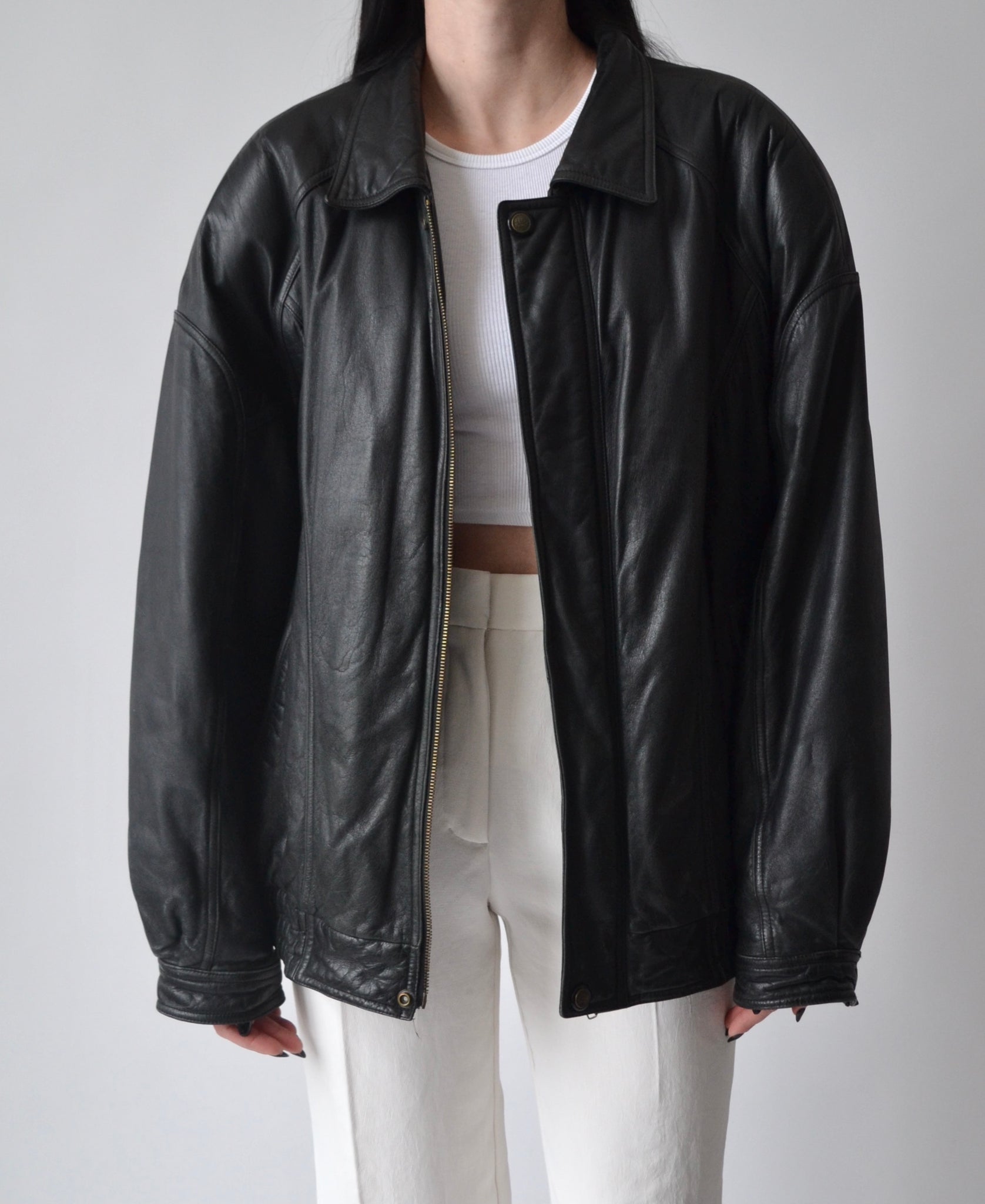 Vintage Black Leather Bomber Jacket – 23 Lux