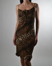 Load image into Gallery viewer, Vintage Leopard Printed Spaghetti Strap Tank
