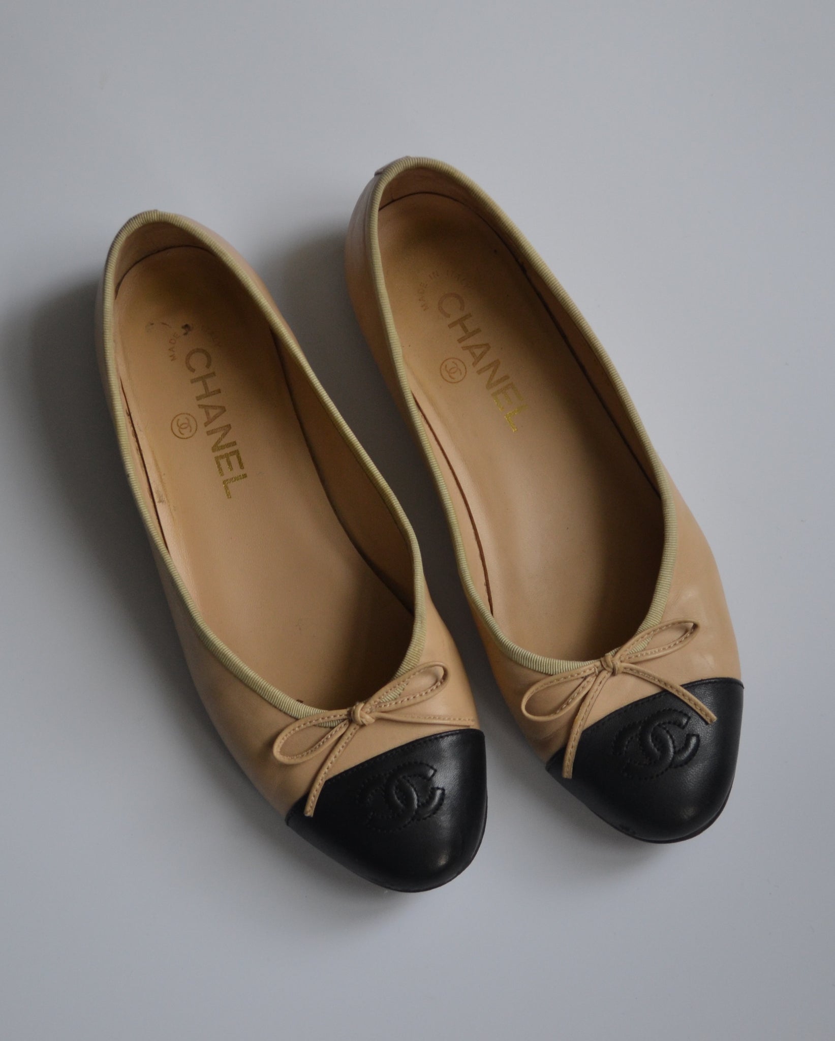 Chanel Two Toned Ballet Flats – 23 Lux