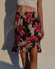 Load image into Gallery viewer, Vintage Knee Length Floral Skirt

